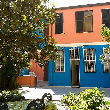 Eco B&B I Due Oleandri Marina Di Carrara Exteriör bild